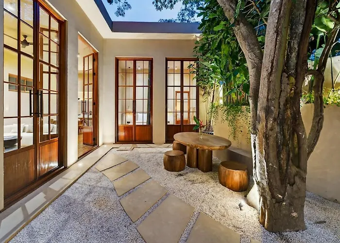 Lucia Tropical 2br Private Pool In